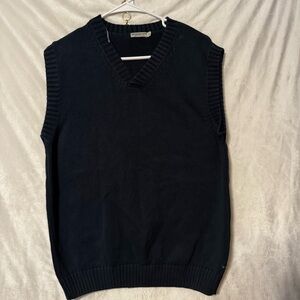 Knickerbocker- Court Sweater Vest in a navy blue color